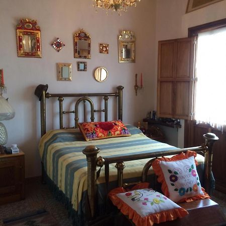 Bed and Breakfast La Casa De Piedra El Carmen  Exterior foto